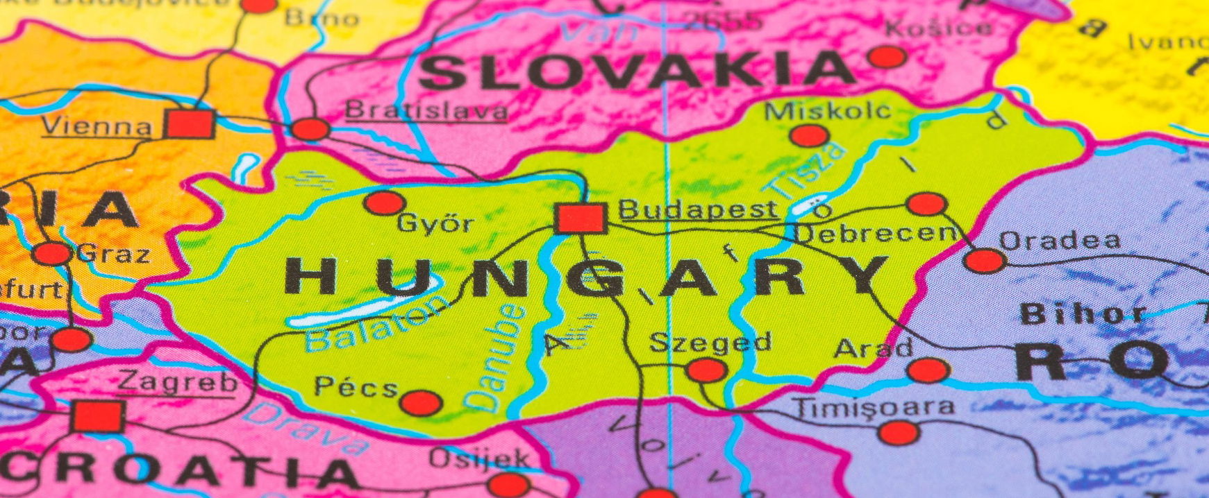 Ez a magyar Stonehenge, az ország közepén emelkedik brutális látványával