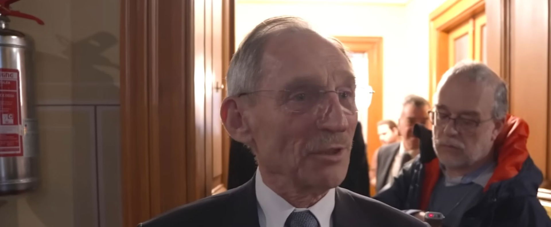 Elképesztő szabályt hozott be Pintér Sándor az alkalmazottaira, elmondta az okát is a rendkívüli intézkedésnek