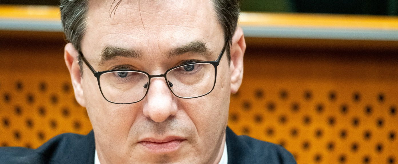 Szenzáció, titkos időkapszulát találtak a budapesti városháza tornyában, Karácsony Gergely találta meg, most kiderül az igazság