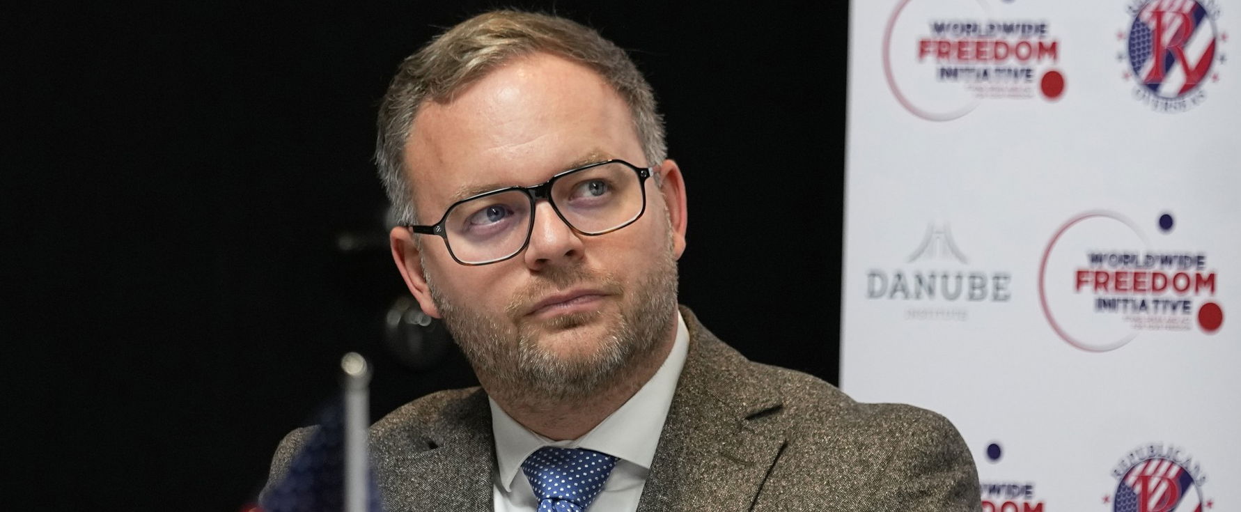 Így néz ki Orbán Balázs otthona, eddig sose lathattad, rendkívüli fotó látott napvilágot