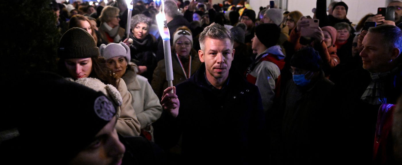 Magyar Péter szívszorító karácsonyi vallomást tett, Fidesz szavazók a szülei, ezzel kellett szembesülnie a családnak