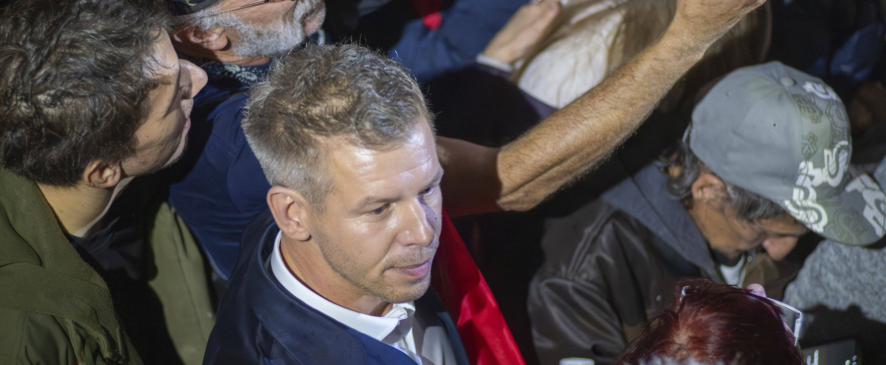 Kiderült, miért kért Magyar Péter munkát Mészáros Lőrinctől? Kegyetlen elmélet tűnt fel az interneten