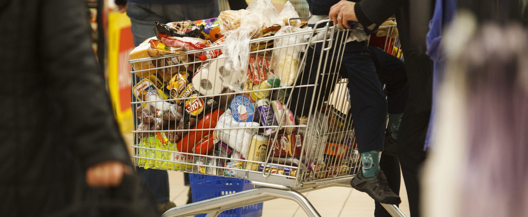 Brutális árzuhanás van ebben a magyar áruházban, siess, mielőtt mindent elkapkodnak, már rohamozzák a boltokat