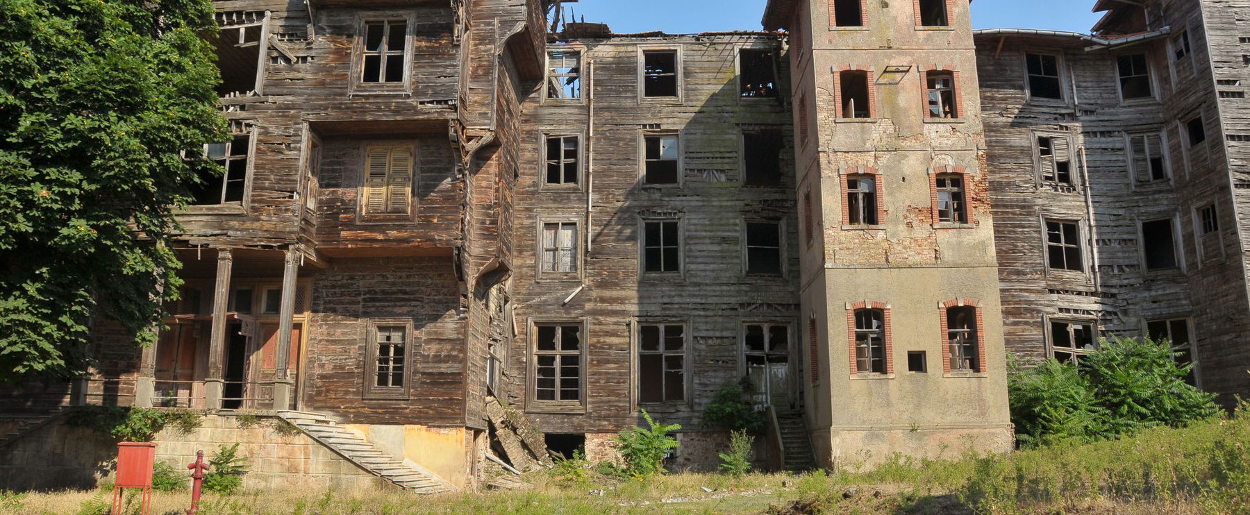 Félelmetes titkot rejt Dobogókő, 2 rémisztő szó áll az ország tetején, ettől sokan futásnak erednek