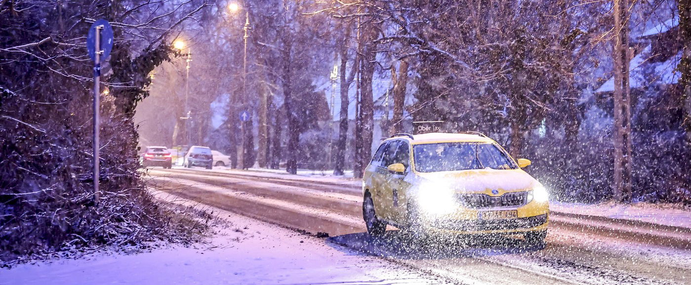Őrjöngenek a magyarok, ezt tették az autójukkal az éj leple alatt, a Tisza pártnak is köze van hozzá 