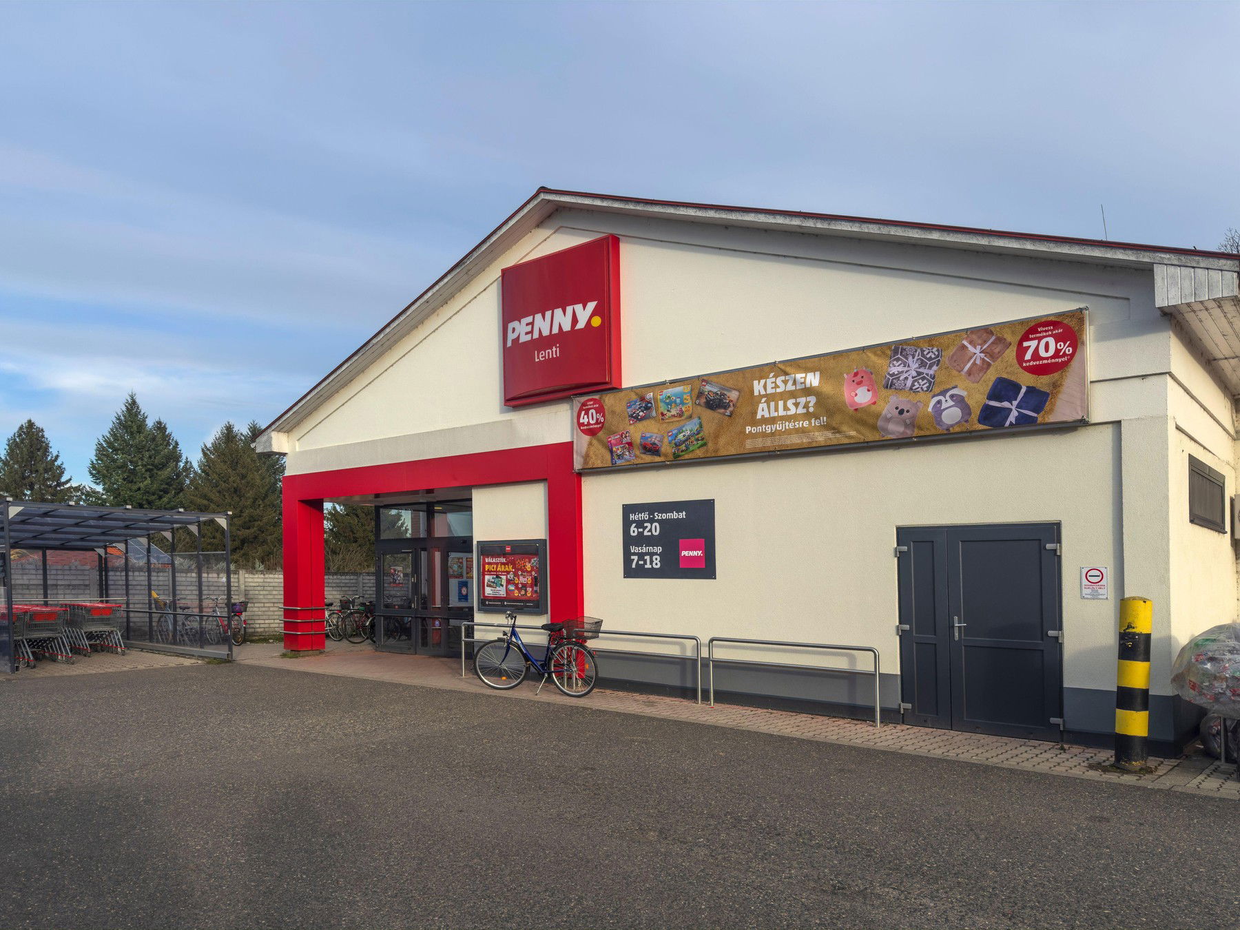 Üvöltve menekültek a vásárlók a népszerű bolthálózat üzletéből, elszabadult a pokol a kasszánál