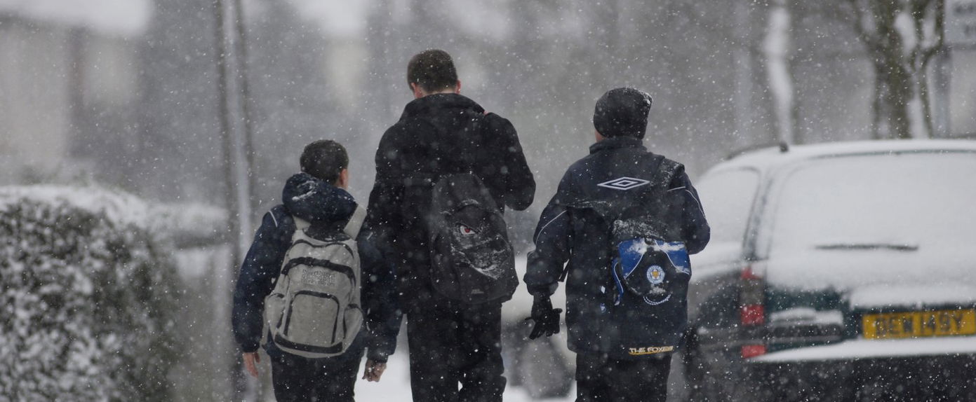 Tanítási szünetet rendeltek el, rendkívüli bejelentést tett a kormány, több iskola szünetel országszerte, kemény napok elé nézünk