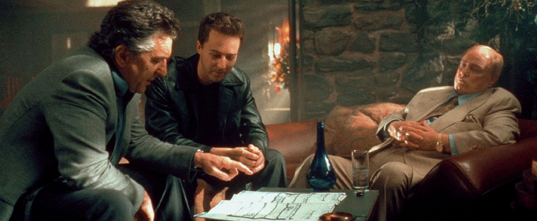 Három generáció színészóriása egyetlen feszült rablásban a Netflixen, ezt az akciófilmet lehetetlen kikapcsolni