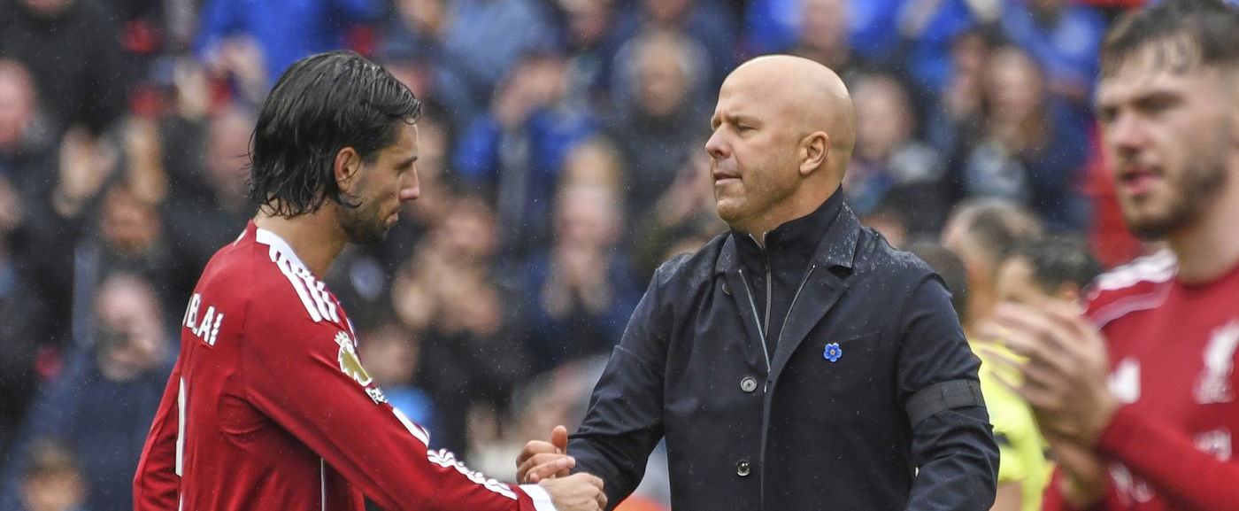 Szoboszlaiék kegyetlen hírt kaptak, a magyar szakértő kimondta, ekkor rúgják ki Arne Slotot a Liverpooltól