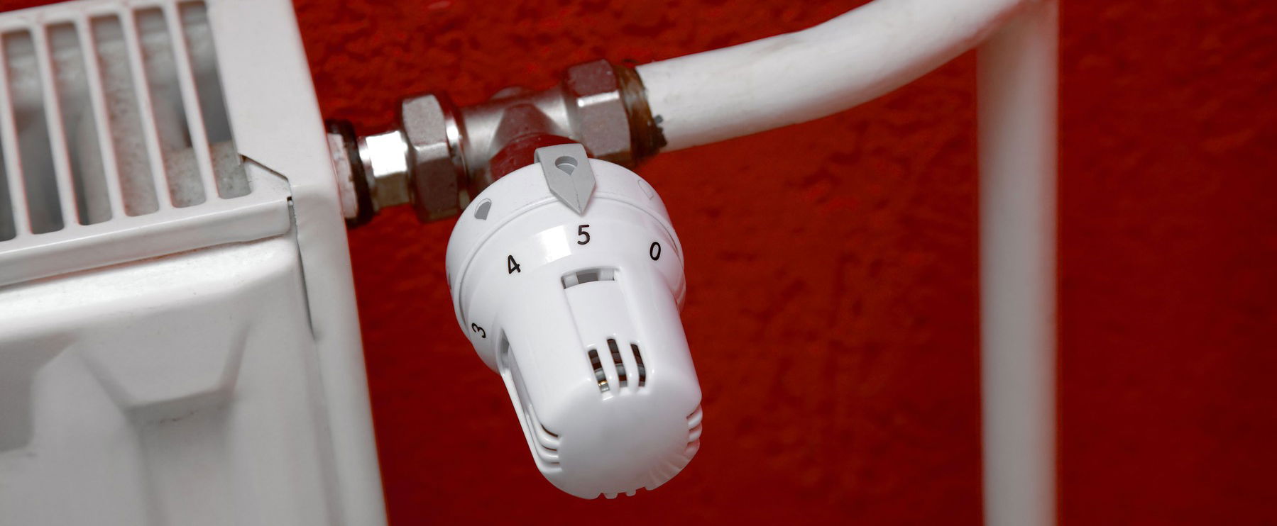 A dermesztő hideg miatt az MVM rendkívüli bejelentést tett, így változik a rezsi fizetése