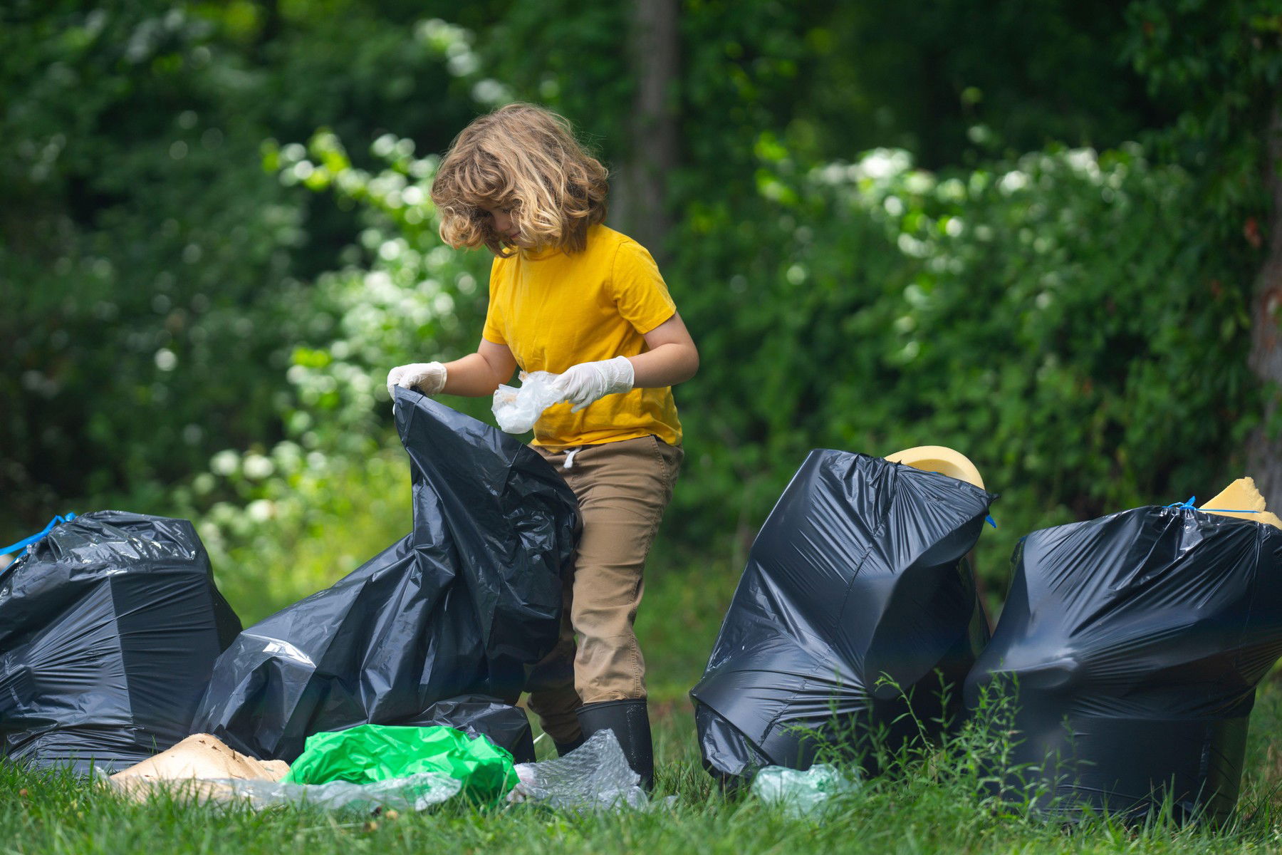 8 millió forintot talált a kisfiú egy kukában, ami utána jött, az érthetetlen