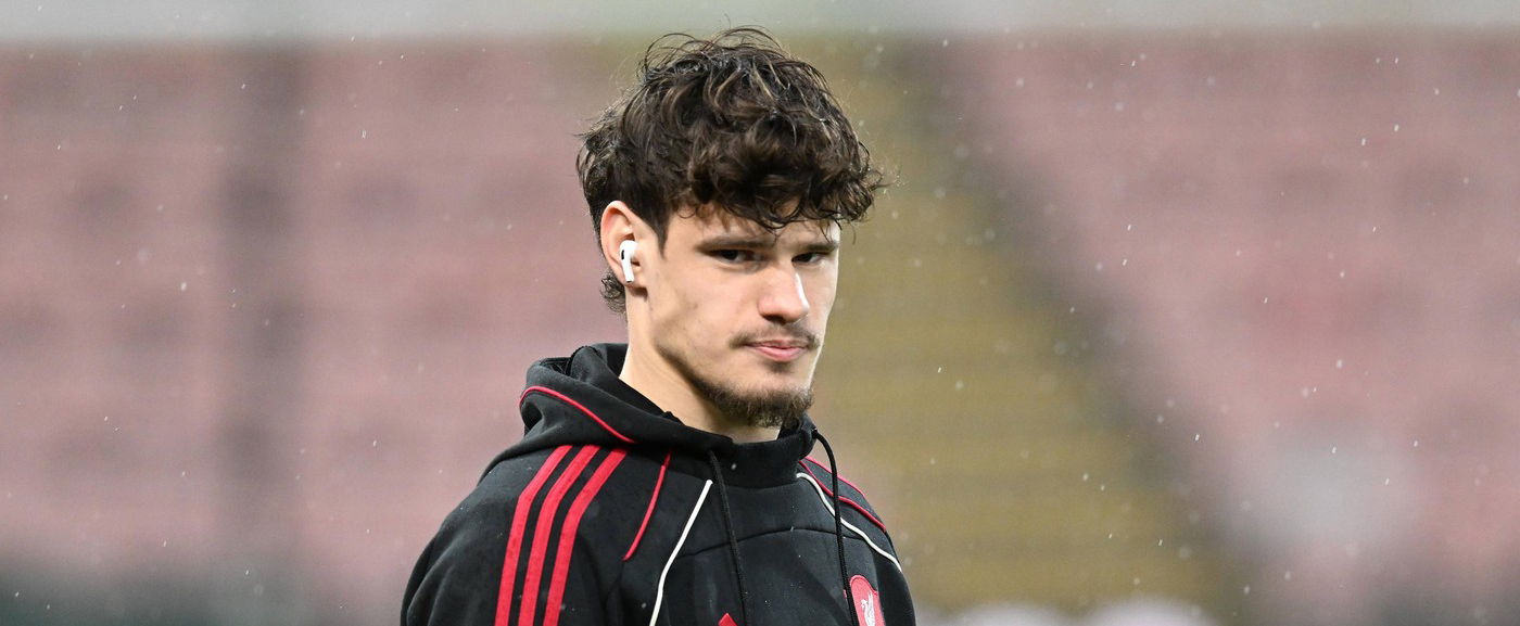 Kerkez Milos óriási bajban van, máris véget érhet liverpooli pályafutása, súlyos hírt közöltek Angliában