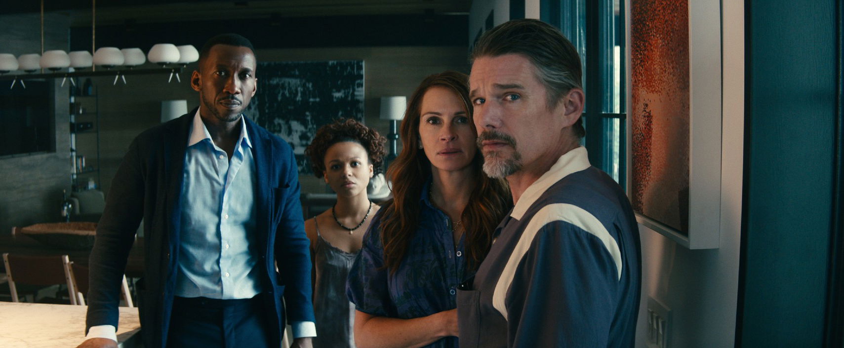 Ebből a Netflix-thrillerből nincs menekvés, Julia Roberts főszereplésével készült az egyik legnyugtalanítóbb adaptáció