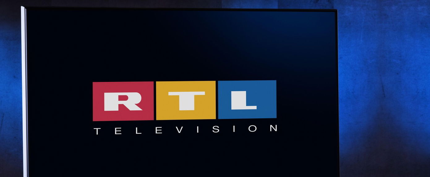 A vendég rászólt az RTL-es műsorvezetőre, a férfi keze rossz helyre tévedt élő adásban