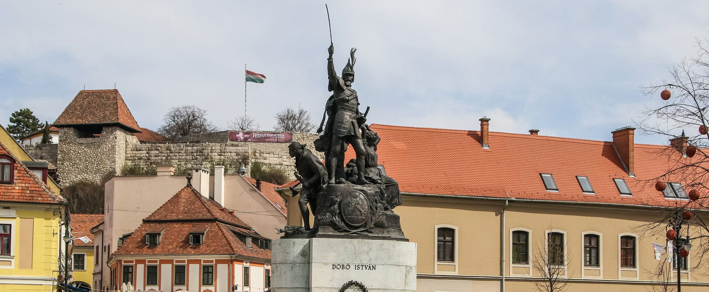 Ezt minden törikönyvből kimarad, így foglalta el Eger várát a török a második ostrommal, szörnyű ami történt a helyszínen