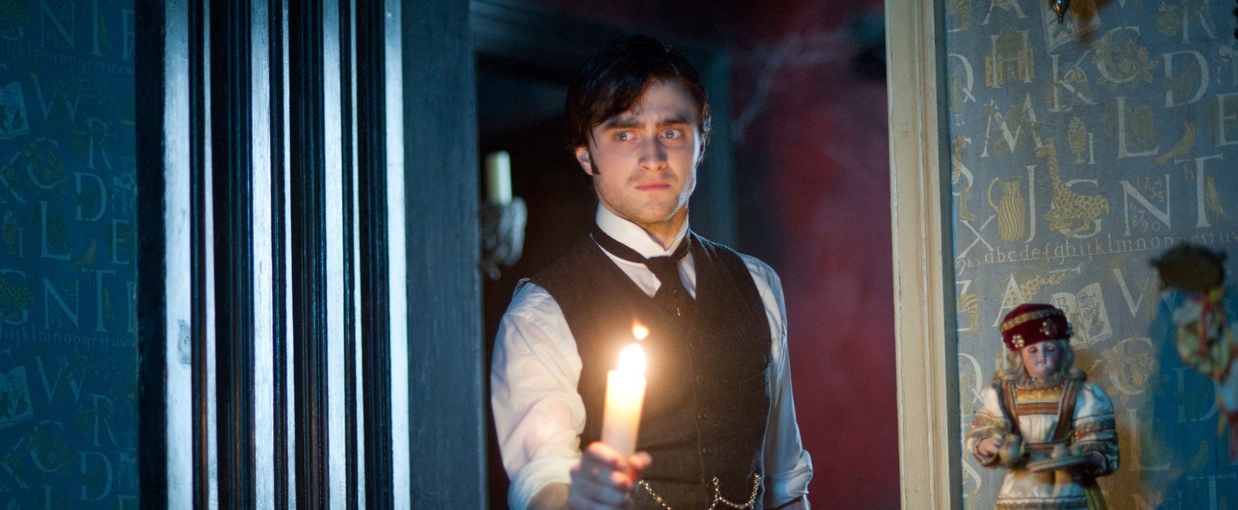 Harry Potterből gótikus rémálom, Daniel Radcliffe ezzel a 10/10-es hidegrázással végleg kilépett korábbi szerepe árnyékából 