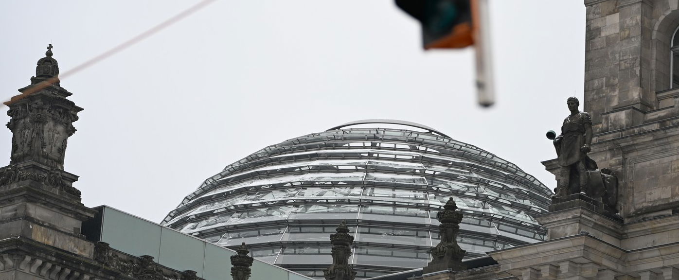 Furcsa épületszörny tűnt fel Budapesten, az egész világ a csodájára jár, példátlan dolog miatt építették meg