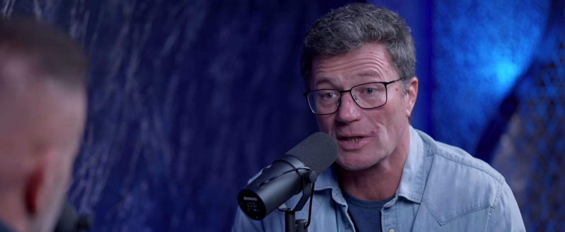 Megvan a Nagy Ő eddigi egyik legbotrányosabb jelenete, élő adásban tálalt ki pajzán vágyairól a háromgyerekes anyuka, Stohl András nem jutott szóhoz 