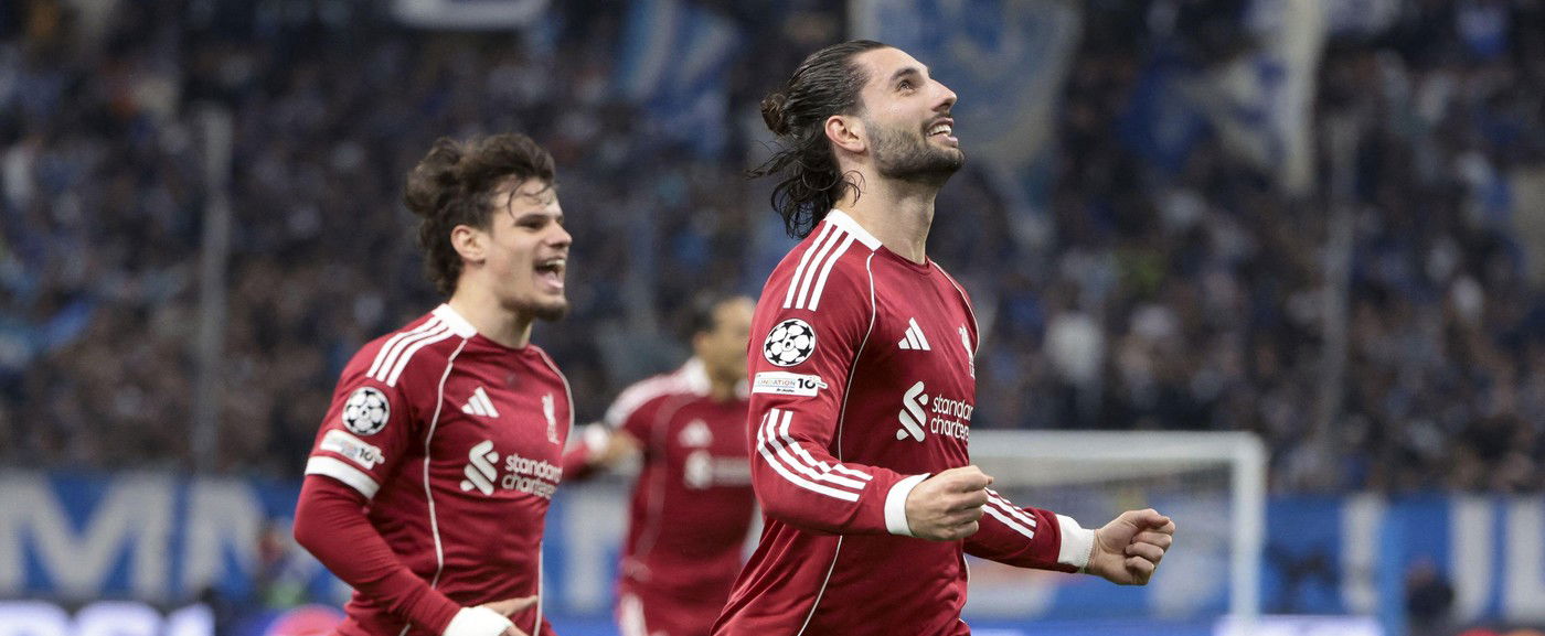 Szoboszlaiék teljes sokkban, Arne Slot elárulta, hogy mit tervezett Kerkez Milossal, amikor mindenki a magyar szidta Angliában