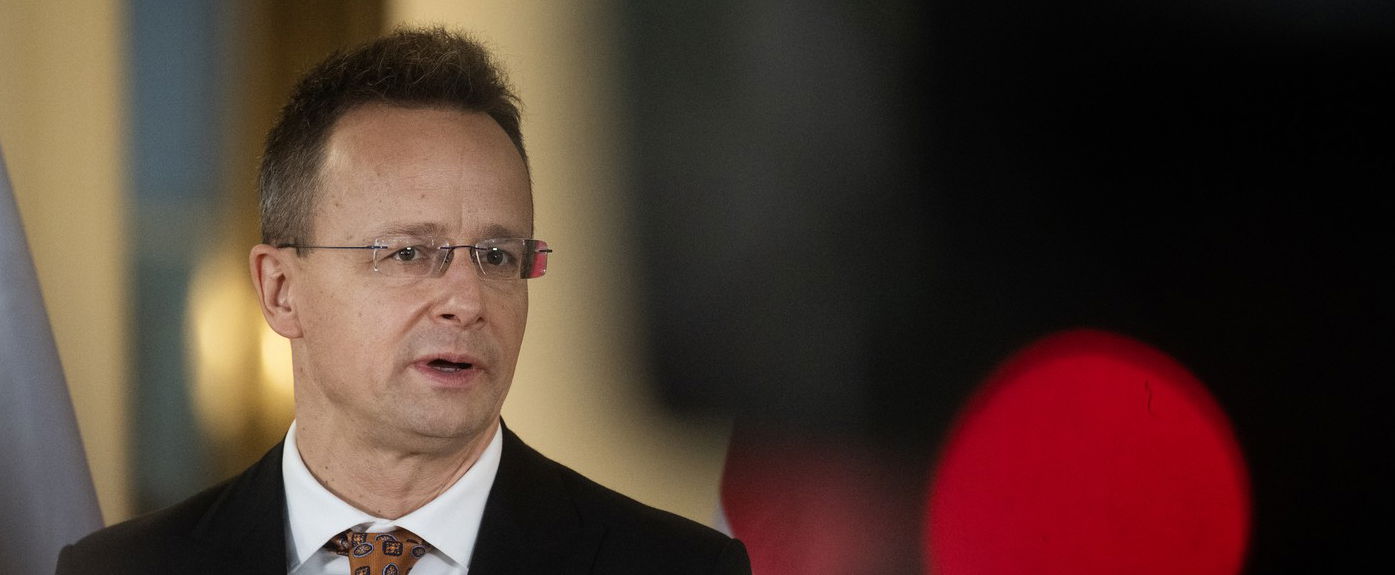 Csapatot váltott Szijjártó Péter, ezzel elárulta a Budapest Honvédot?