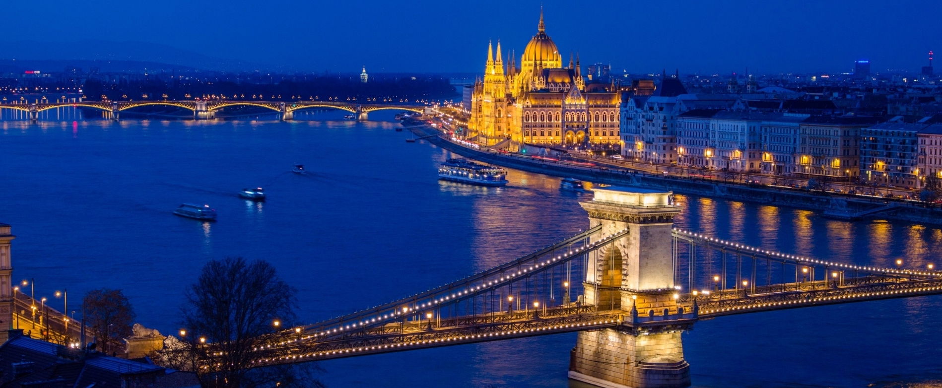 Budapestre érkezik három világsztár, óriási rendezvény készül, már nincs sok hátra