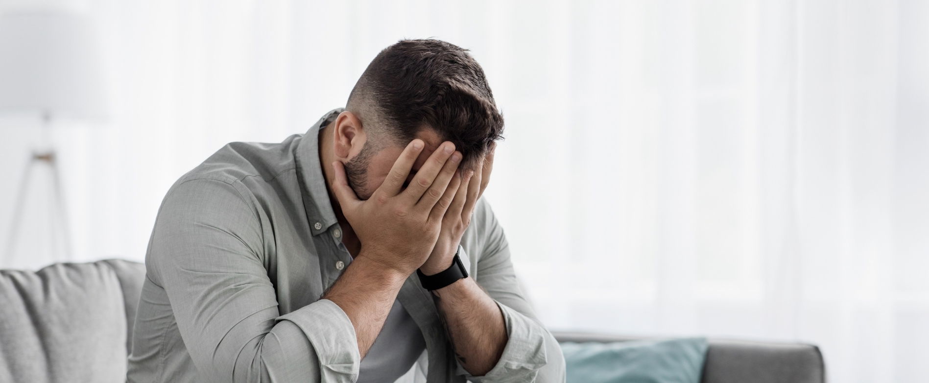 Megvan a videó, ami miatt minden magyar arca ég a pirulástól, ezért tartanak minket közröhej tárgyának külföldön