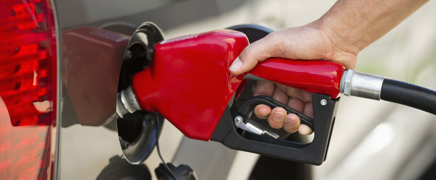 Elfajult az olajháború, így nevezik a magyarokat a horvátok, beintettek az autósoknak