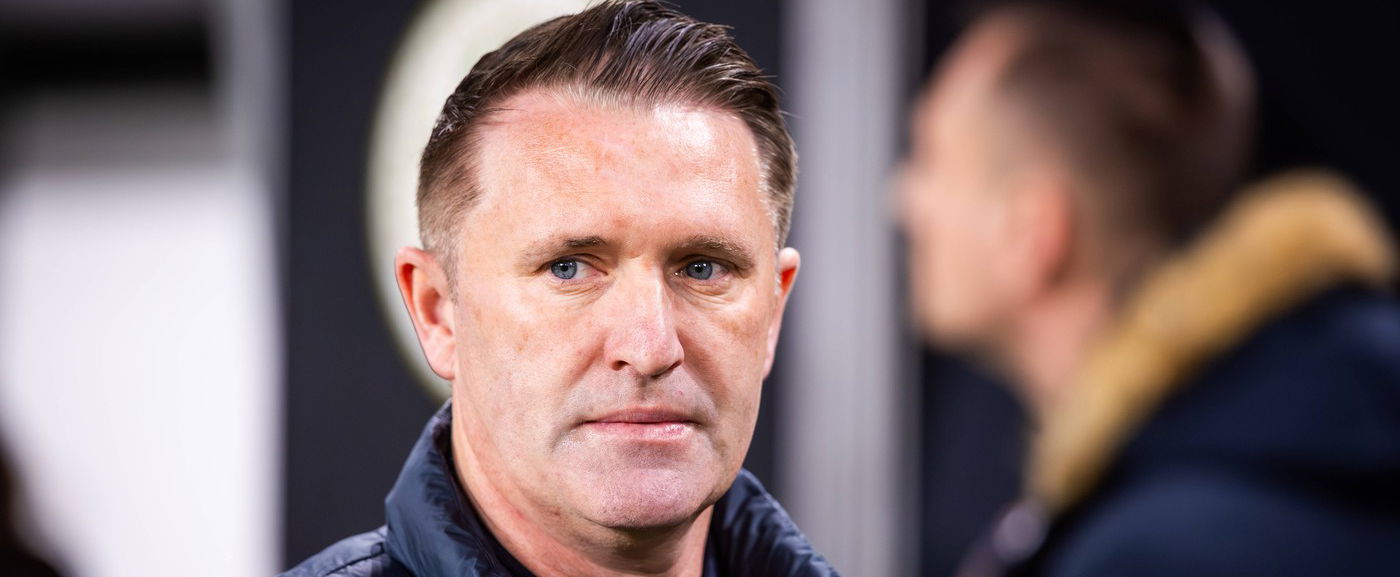 Robbie Keane távozóban a Fraditól, ő veszi át a vergődő sztárcsapat kispadját, pusztító volt az újabb vereség