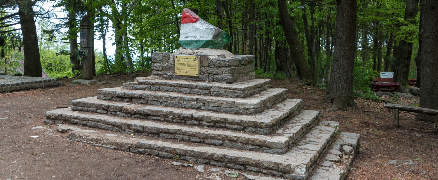 Letaszítja a csúcsról a Kékest, itt az új név, Magyarország legmagasabb pontja lesz majd ez a csúcs?