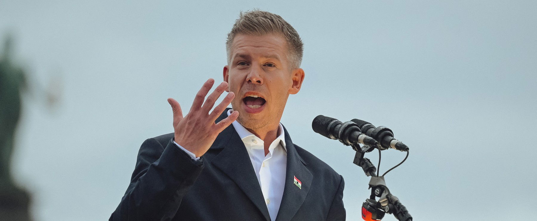 Magyar Péternek súlyos vádakkal kell azonnal szembenéznie, egyre nagyobb bajban a Tisza Párt