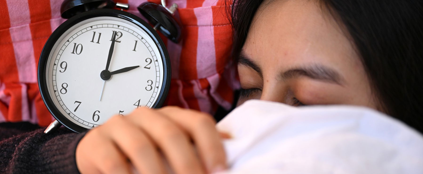 Sokkoló figyelmeztetés az univerzumtól: Ha pontban ekkor kelsz, annak hátborzongató oka van