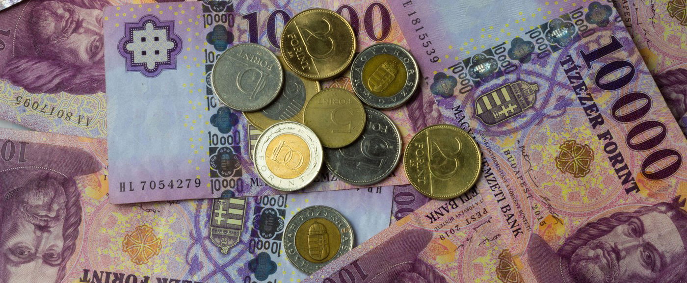 Egy 5 forintost hajszol az egész ország, fura felirat van rajta, nálad lehet, brutális pénzt ér