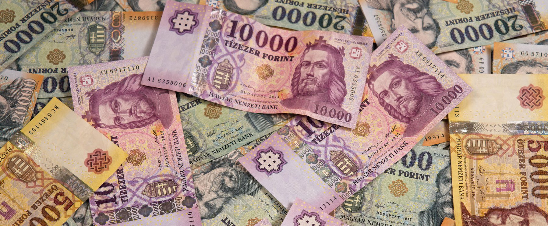 Véglegesen kivonják ezeket a forintokat, a nyugdíjasok pénztárcája van a legnagyobb veszélyben