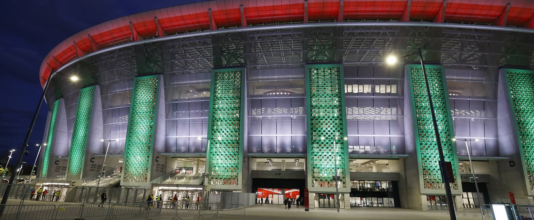 Szlovénia megalázta Magyarországot, röhejes okból nem számítanak a Manchester United sztárjára, teljes a felháborodás