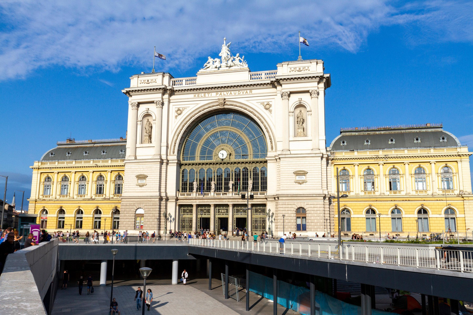 Irgalmatlan balhé volt a Keleti pályaudvarnál, ilyet még a sokat tapasztalt fővárosiak sem láttak soha