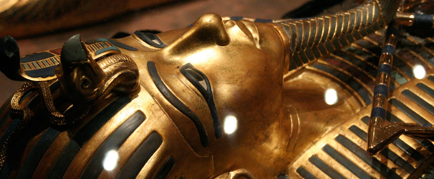 Fény derült Tutanhamon titkára, egy hátborzongató levél rántotta le a leplet a fáraó átkáról