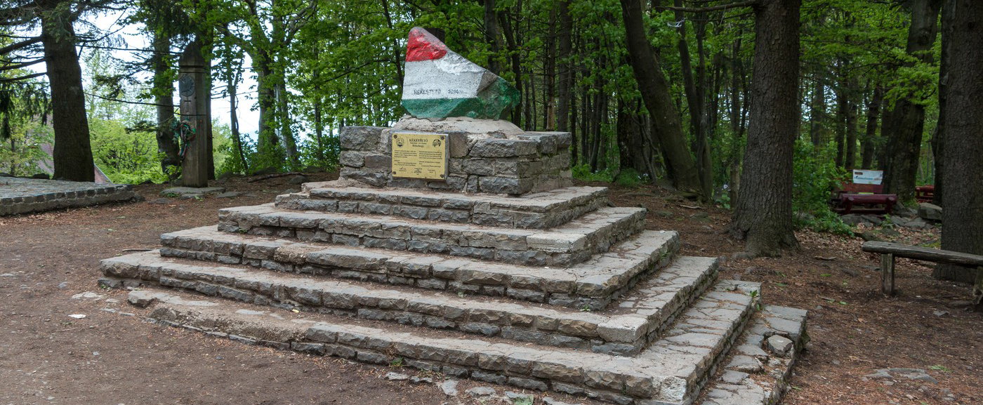 Kiderült a Kékes valódi magassága, mindenki rosszul tudja, jön az óriási csavar, át kell írni a könyveket is