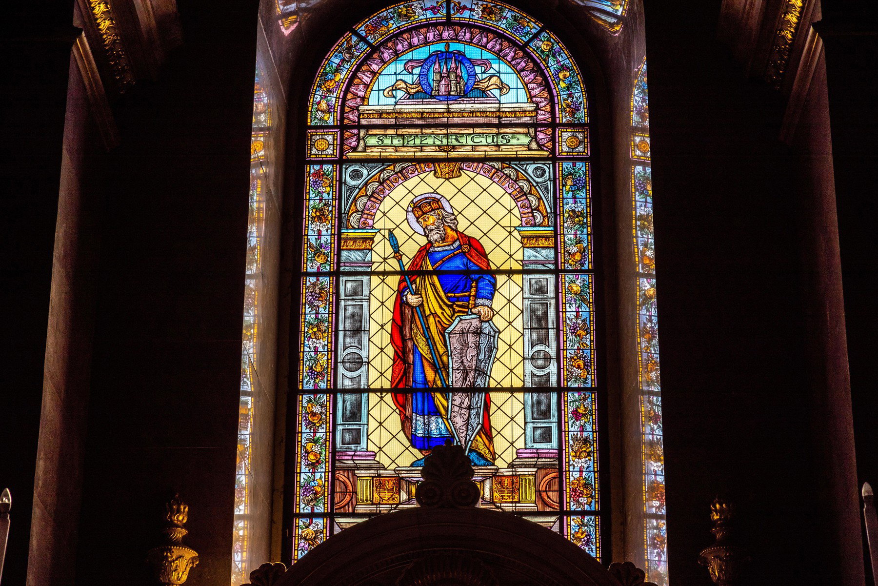 Nem a Szent Jobb István király egyetlen ereklyéje, a Habsburgok lopták el legendás tárgyat?