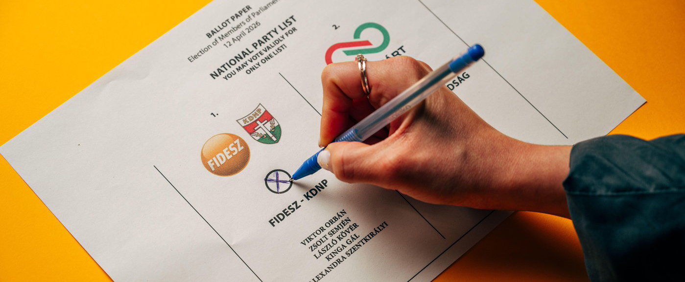 Súlyos kérdések merültek fel a választás előtt, durva állításokkal támadják a levélszavazatok hitelességét