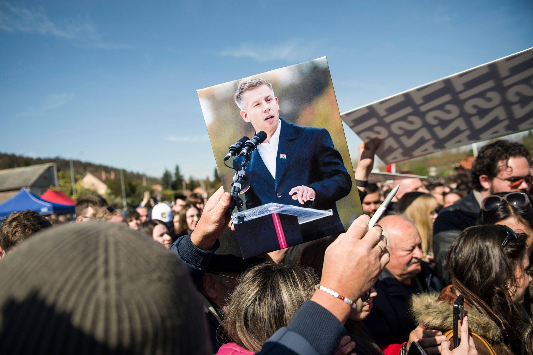 Alekosz kitálalt, csak bosszúból szavaz a TISZA Pártra