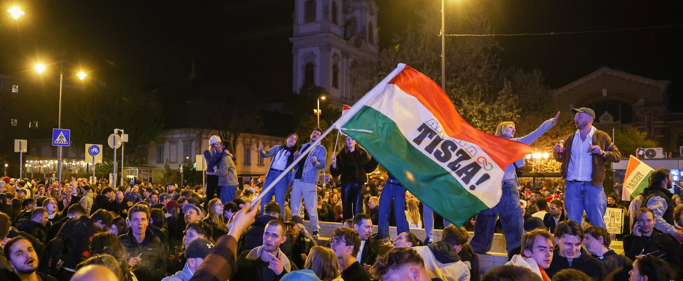 Példátlan baki a TV2 élő adásában a Tisza választási győzelme után, ezzel a videóval van tele az egész internet