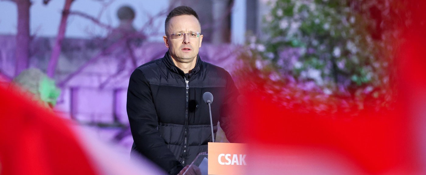 Így számoltak be a telexes Szijjártó-interjúról a köztévében, ezt a mondatot írták ki nagybetűvel a képernyőre