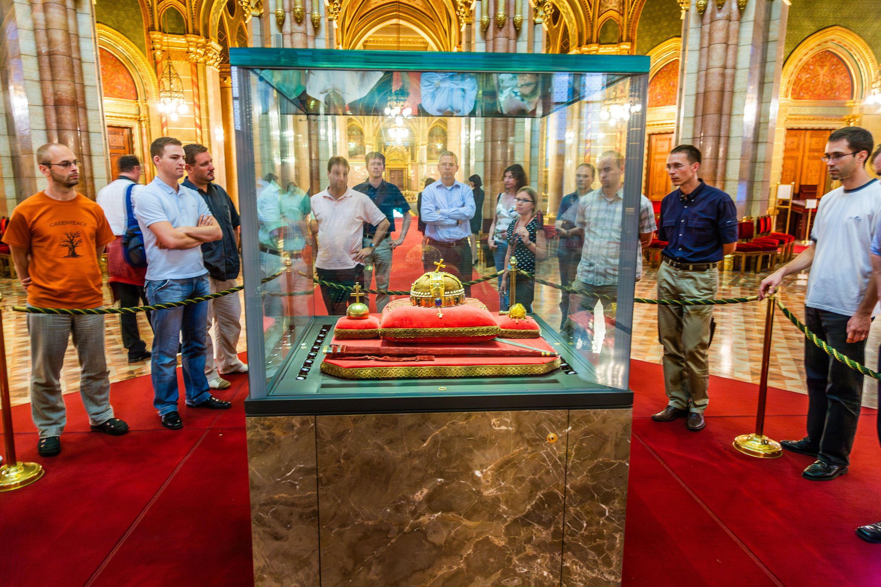 Szenzáció a Szent Korona körül, mérnöki mérések döntötték meg az eddigi elméletet, rosszul írják a tankönyvekben