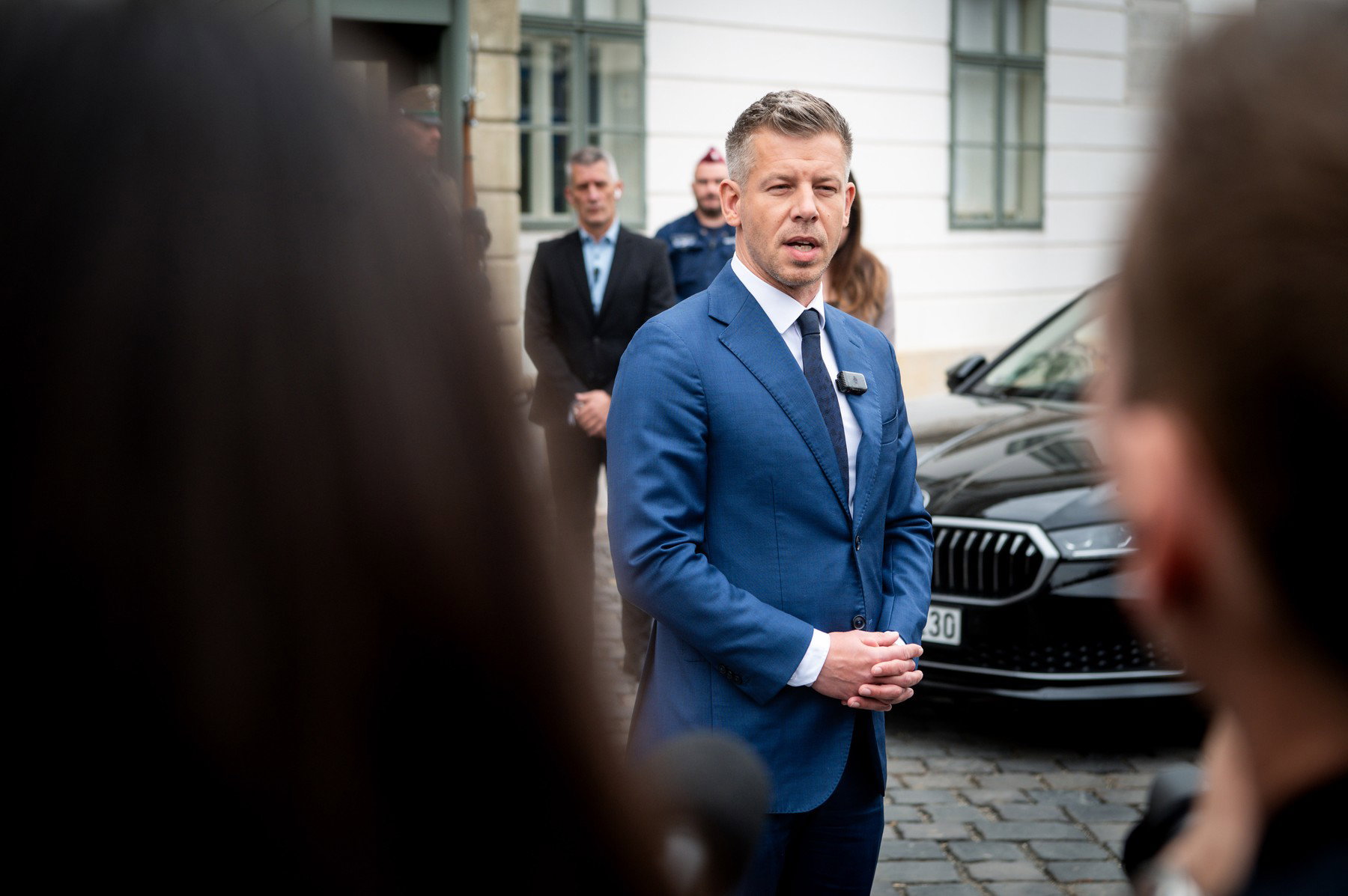 Közös képen tűnt fel Magyar Péter, Nagy Ervin és Radnai Márk, szomorú dologra következtetnek a kommentelők