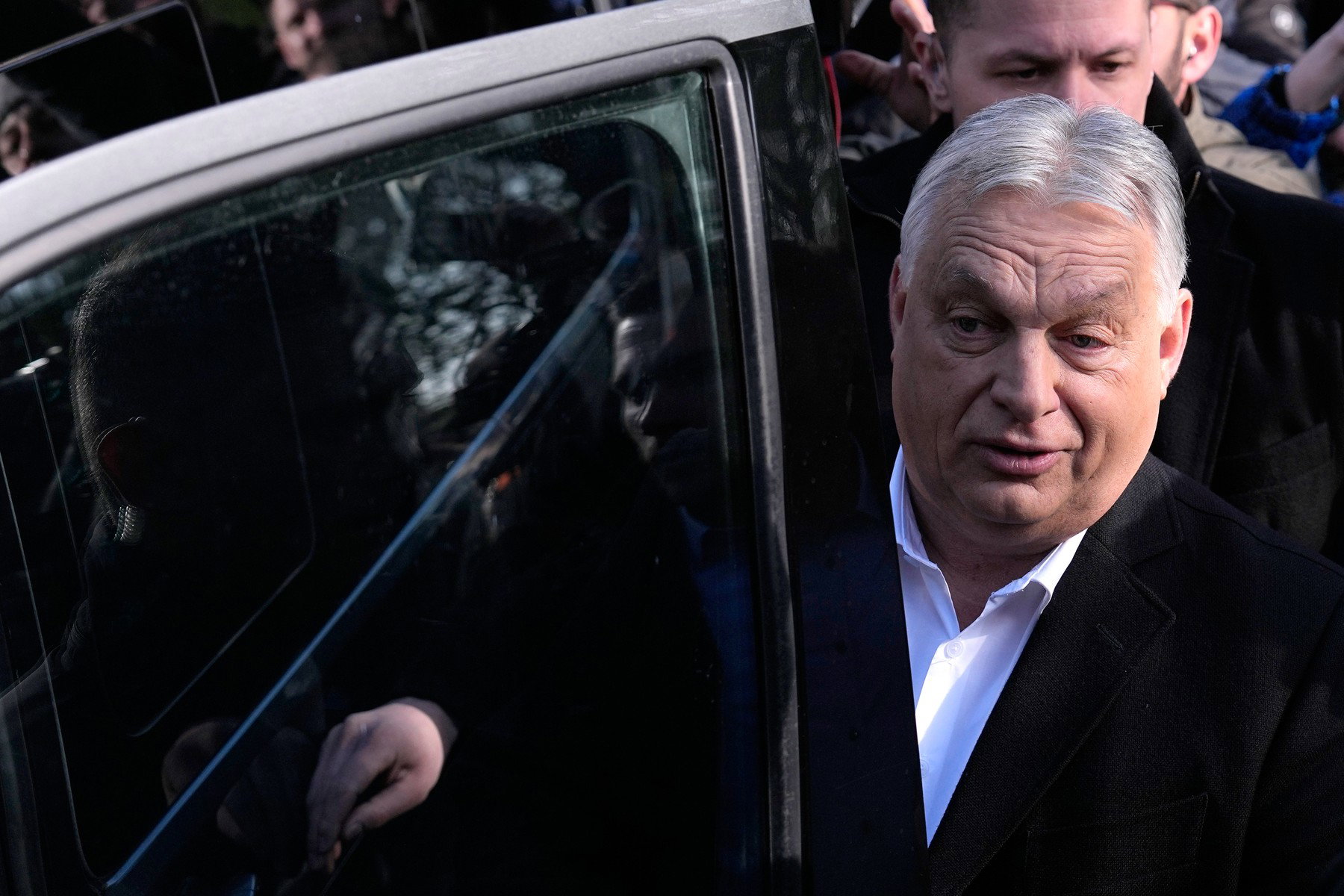 Orbán Viktor földrengésszerű vereséget ismert be, drámai hangvételű üzenetet küldött