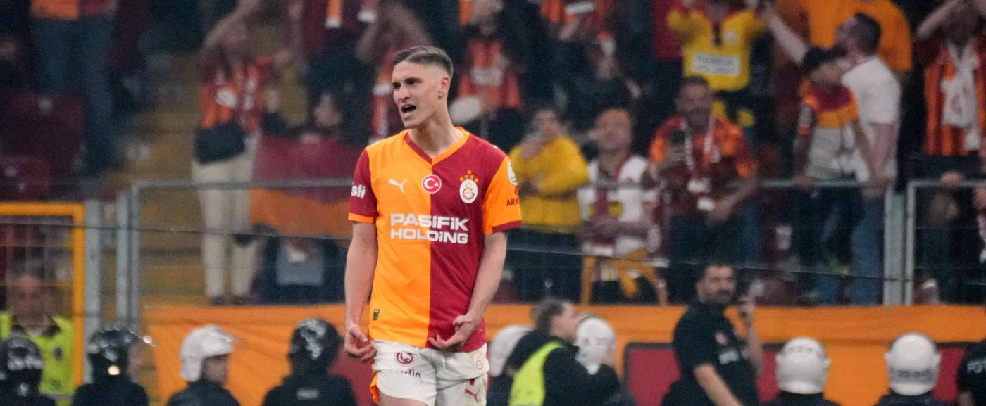 A török drukkerek vérlázítóan búcsúztatják a Premier League-be készülő Sallai Rolandot