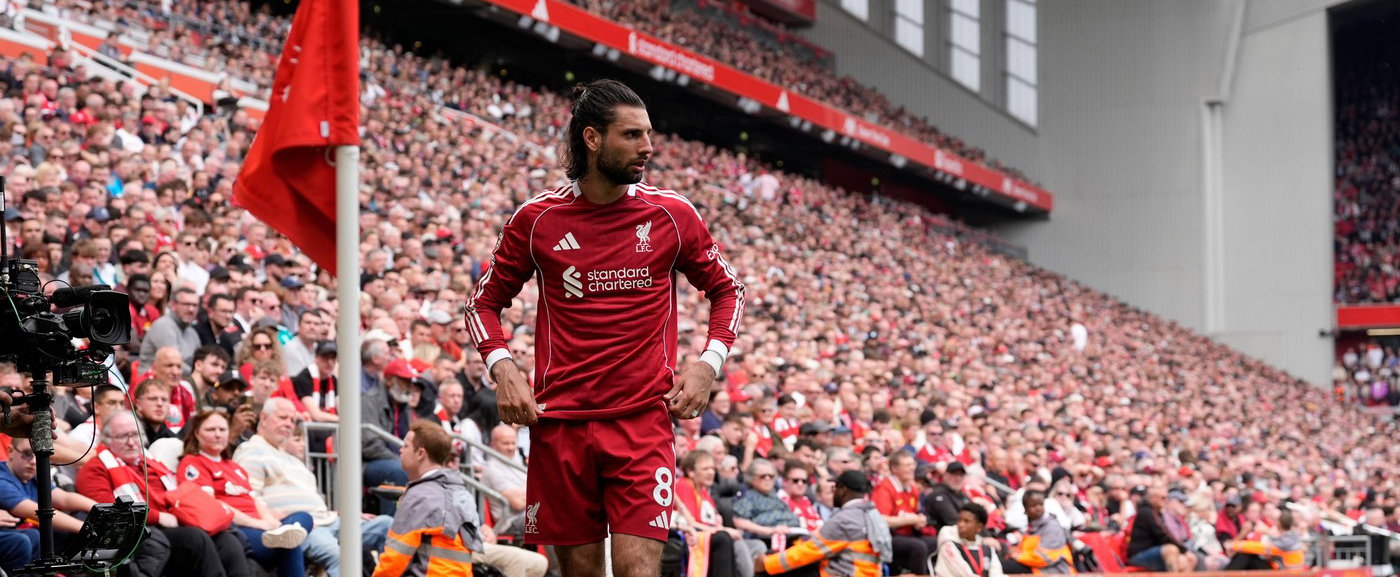 Arne Slot sorsáról döntött a Liverpool az újabb betli után, bennfentes információkkal jött elő egy lap