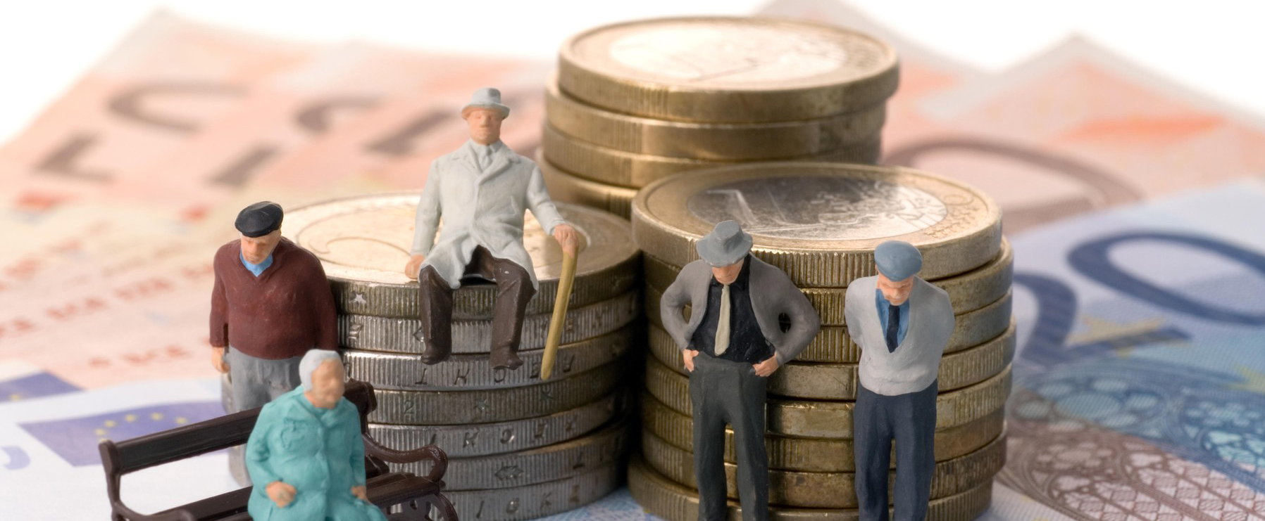 Eldőlt a magyar nyugdíjak sorsa, kiderült, mi lesz a kifizetésekkel, ha végleg eltűnik a forint, ez vár ránk az euró bevezetésével