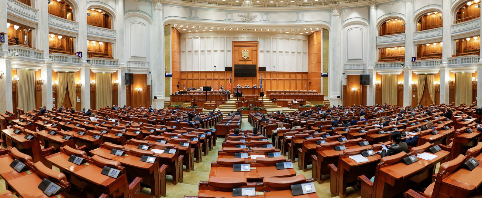 Egy ötödikes diák mondta el a Parlamentben, mi a legnagyobb gond az iskolában