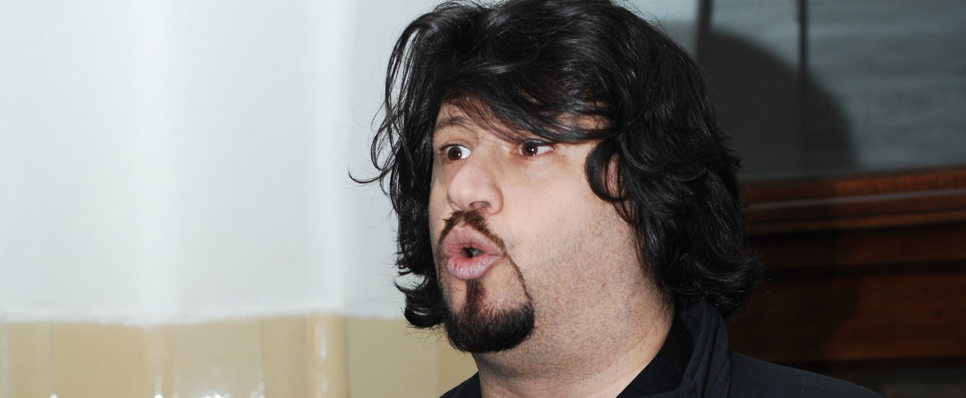 Élő adásban felhívták Puzsér Róbertet, ez a beszélgetés bevonul a történelembe